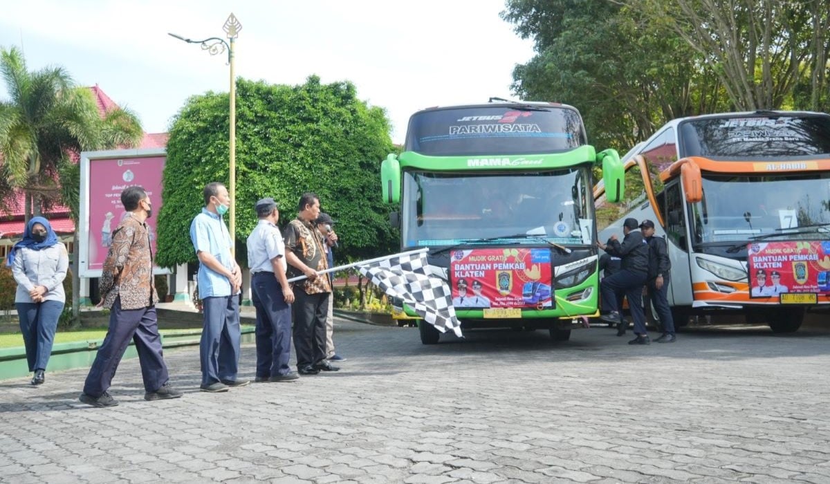 Ilustrasi: armada bus mudik gratis siap berangkat menjemput warga Klaten perantau di Jabodetabek