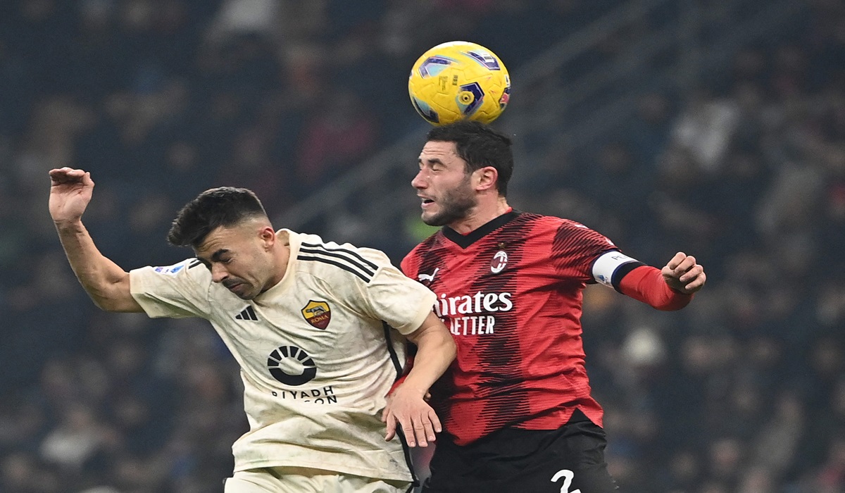 Ilustrasi--Laga Serie A antara AC Milan dan AS Roma.