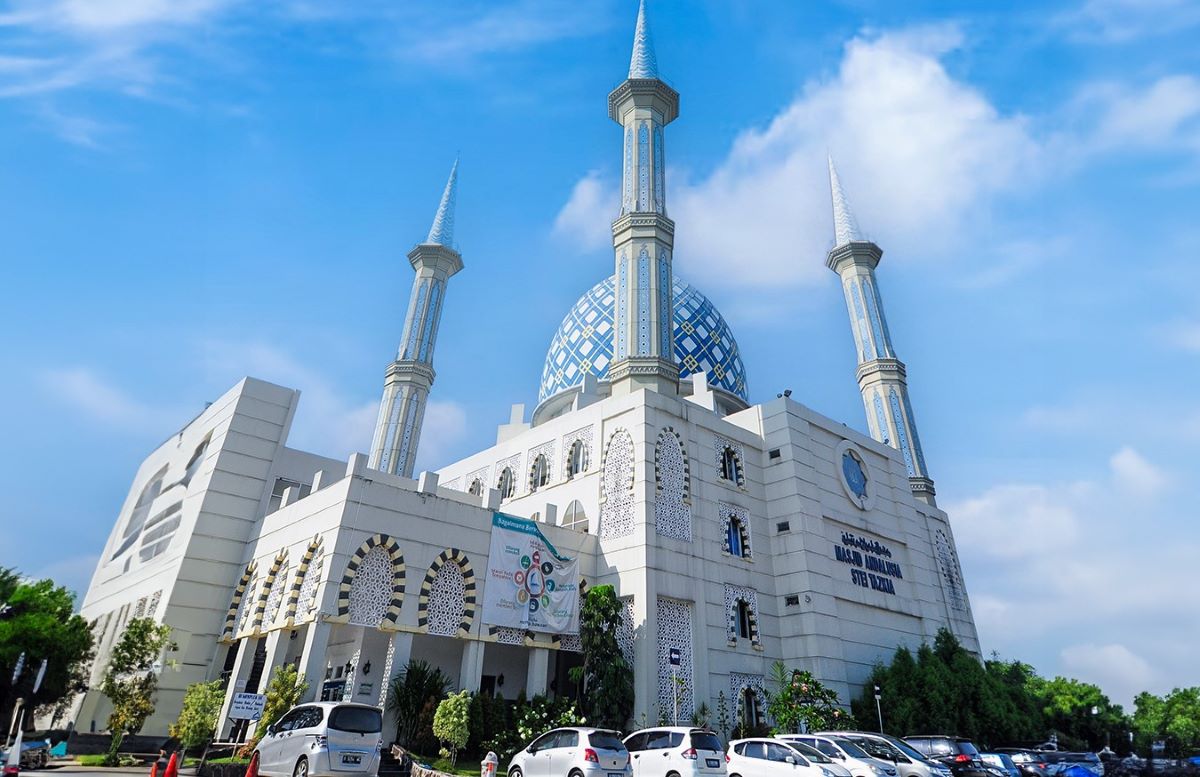 Masjid Tazkia Islamic Center di Sentul City
