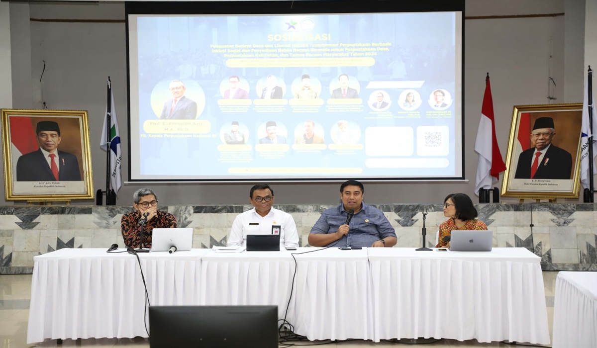 Sosialisasi Penguatan Budaya Baca dan Literasi melalui Transformasi Perpustakaan.