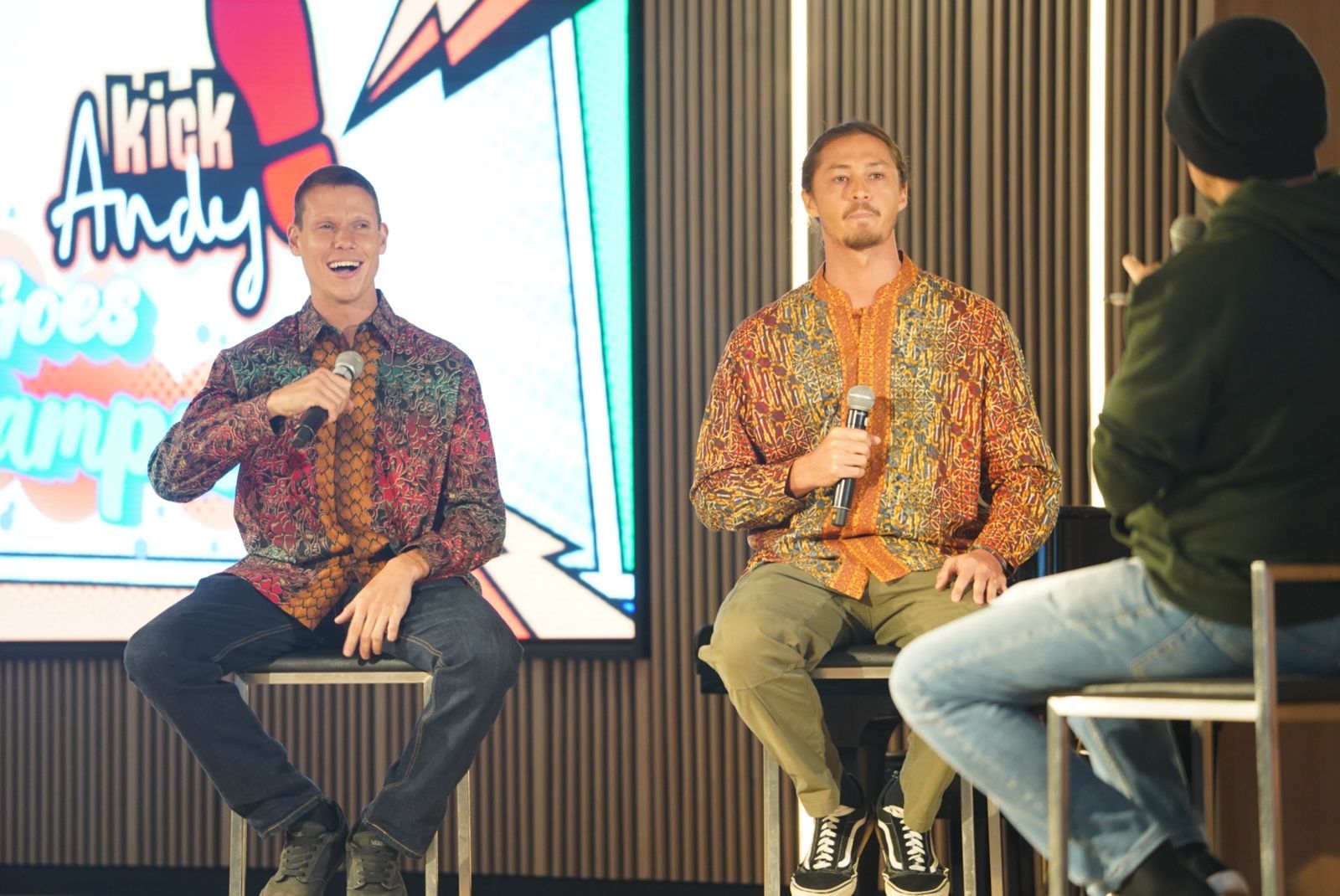 Cheyne Siggers dan Rob Scaduto. 