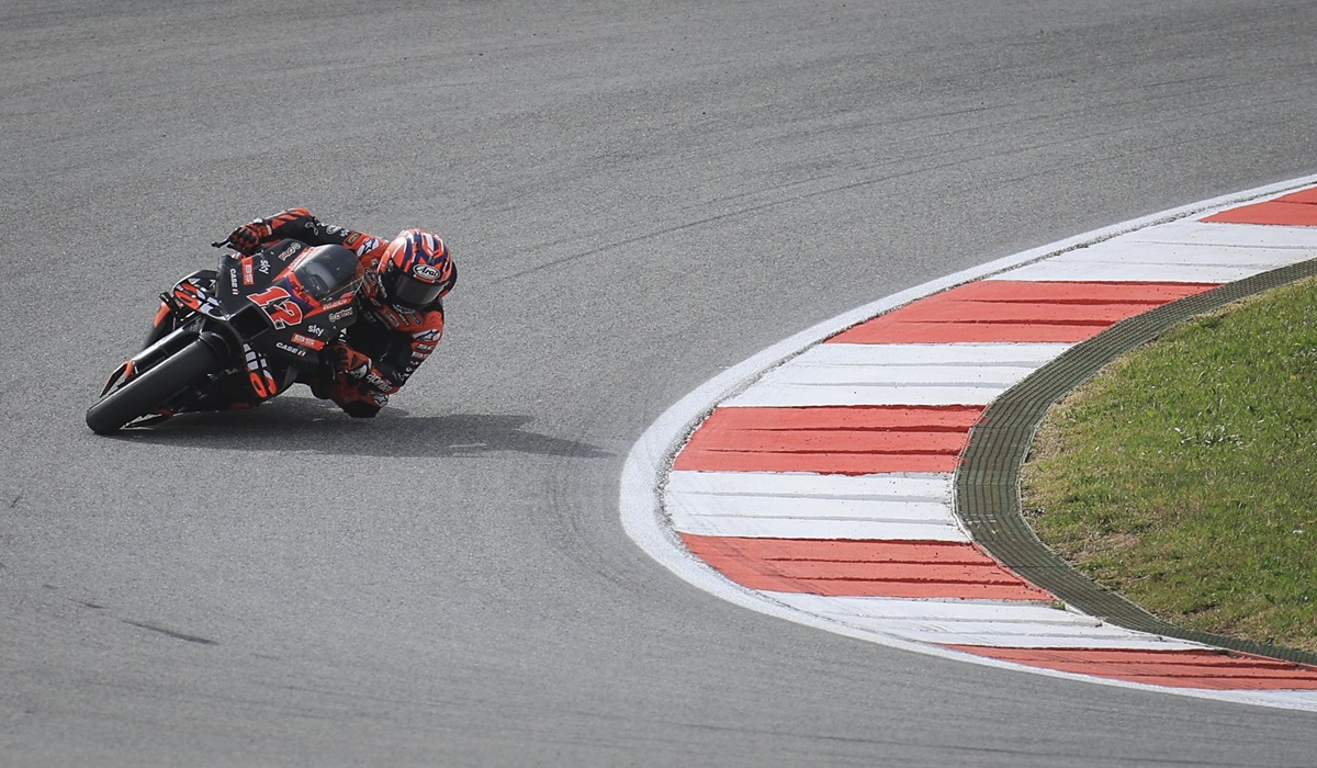 Pembalap Aprilia Maverick Vinales