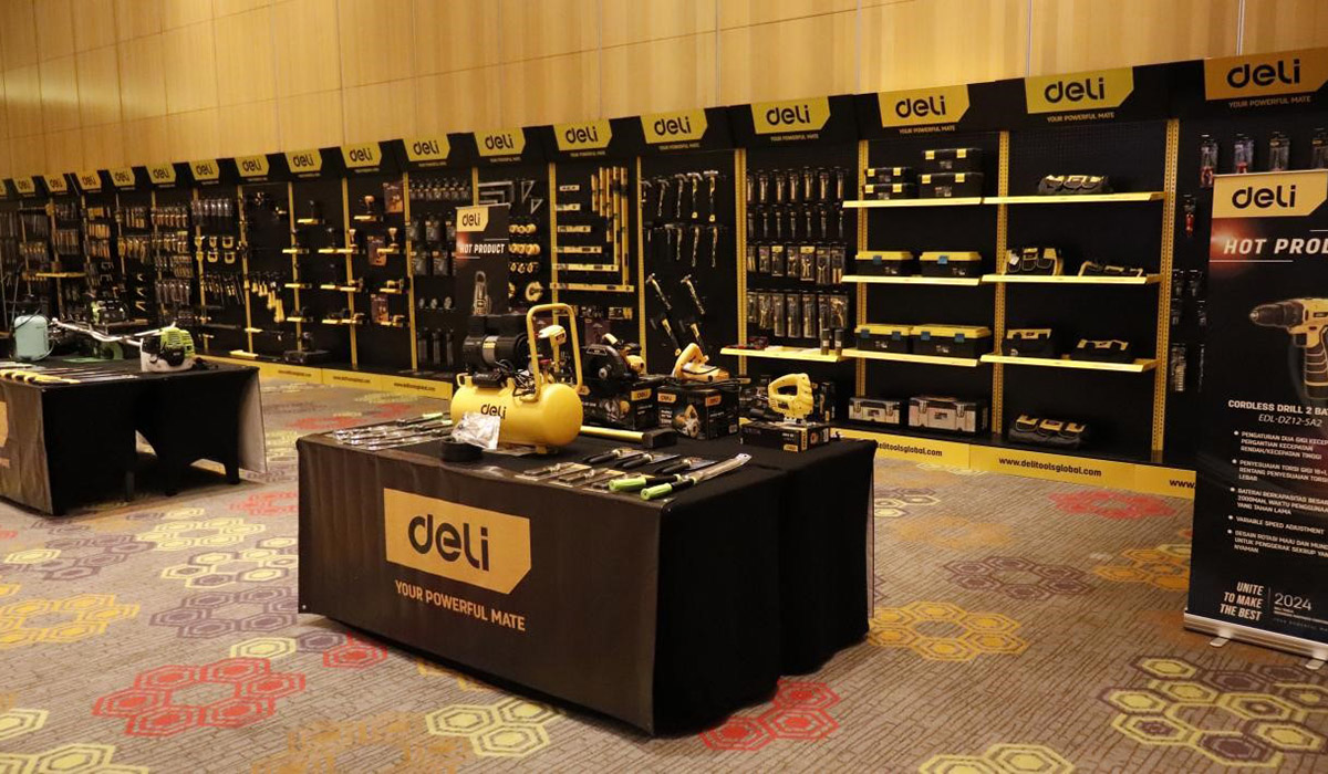 Berbagai produk Deli Tools diperlihatkan di Gathering Nasional.