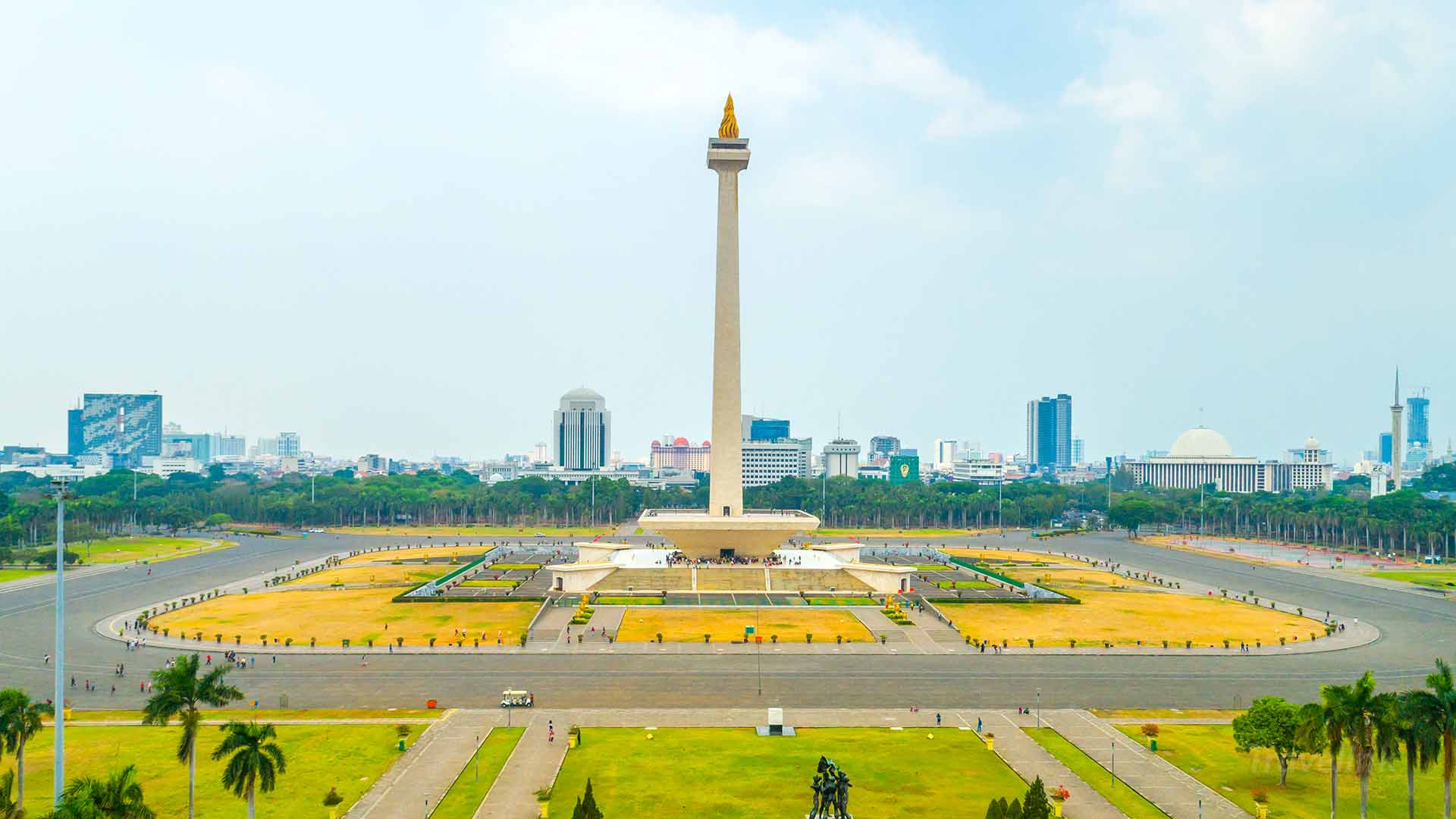 Monas