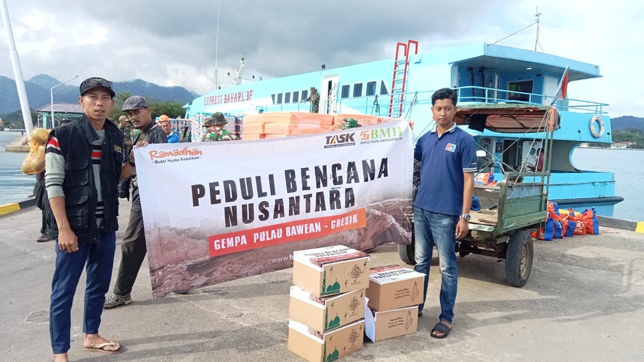 Laznas BMH mengirimkan bantuan untuk korban gempa  di Pulau Bawean, Gresik, Jawa Timur.