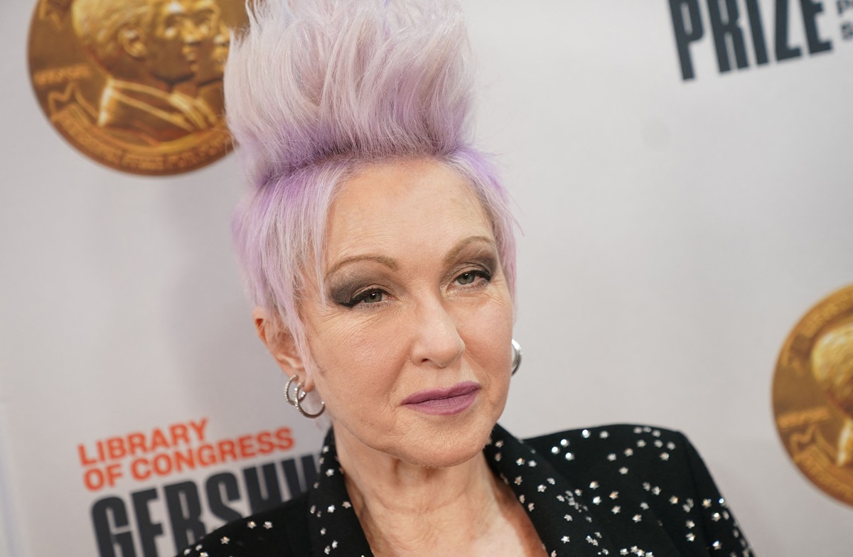 Cyndi Lauper menjual mayoritas hak katalog musiknya kepada perusahaan Swedia, Pophouse.