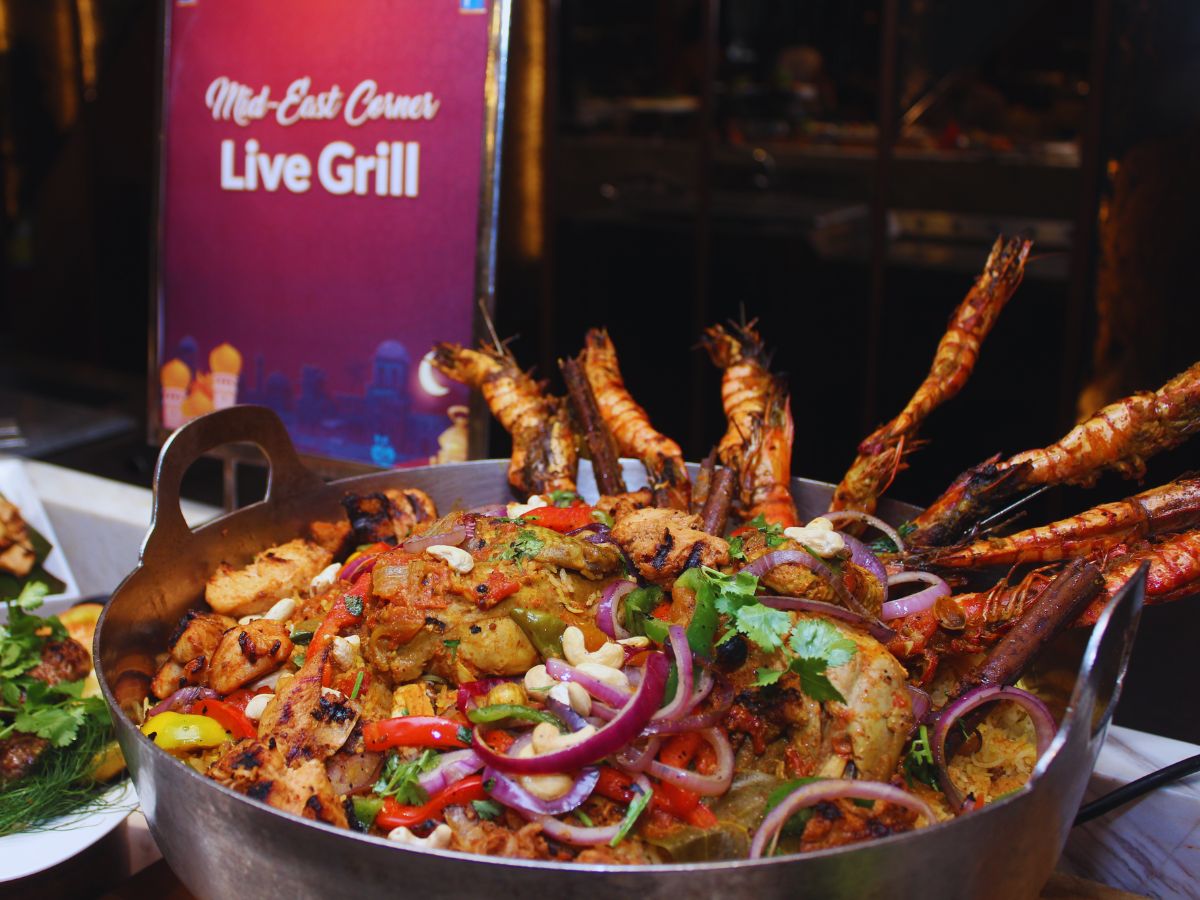 Menu buka puasa yang disajikan di Swiss-Bellhotel Pondok Indah