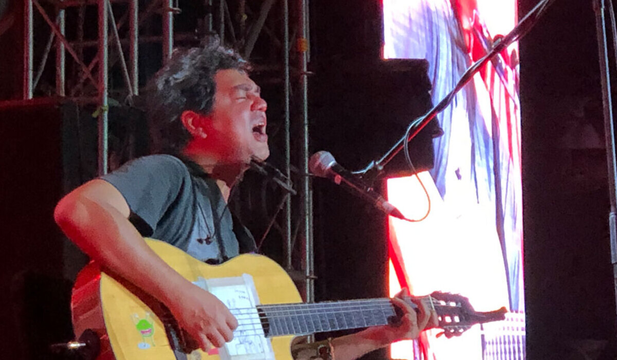 Penyanyi Jason Ranti.