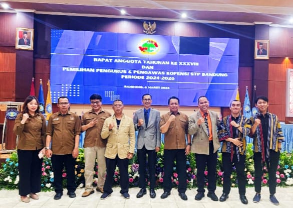 Pengurus Kopensi STP Bandung periode 2024-2026 terpilih berfoto bersama