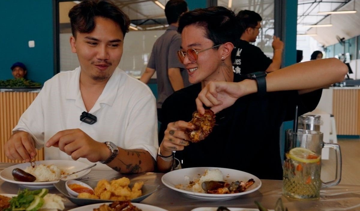 Duo Kreator TikTok Bangun Restoran Seafood Bakaran