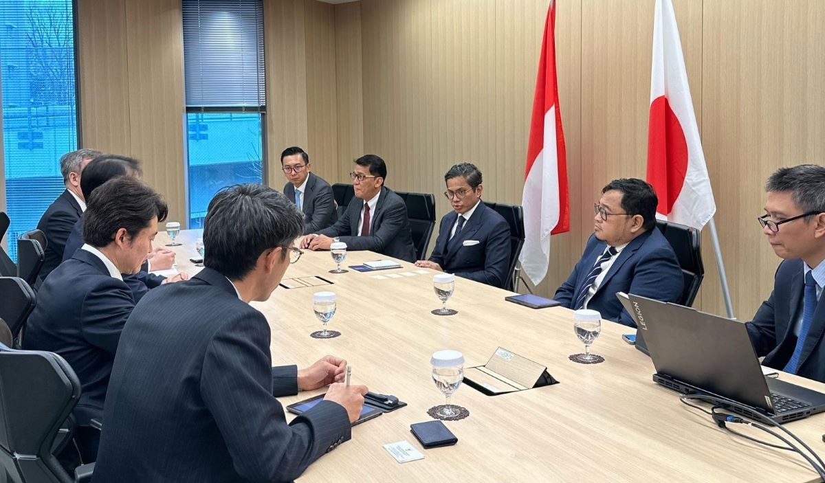 Pertemuan dengan PT Pertamina International Shipping (PIS) dan Nippon Yushen Kabushiki Kaisha (NYK) di kantor Kedutaan Besar RI, Jepang.
