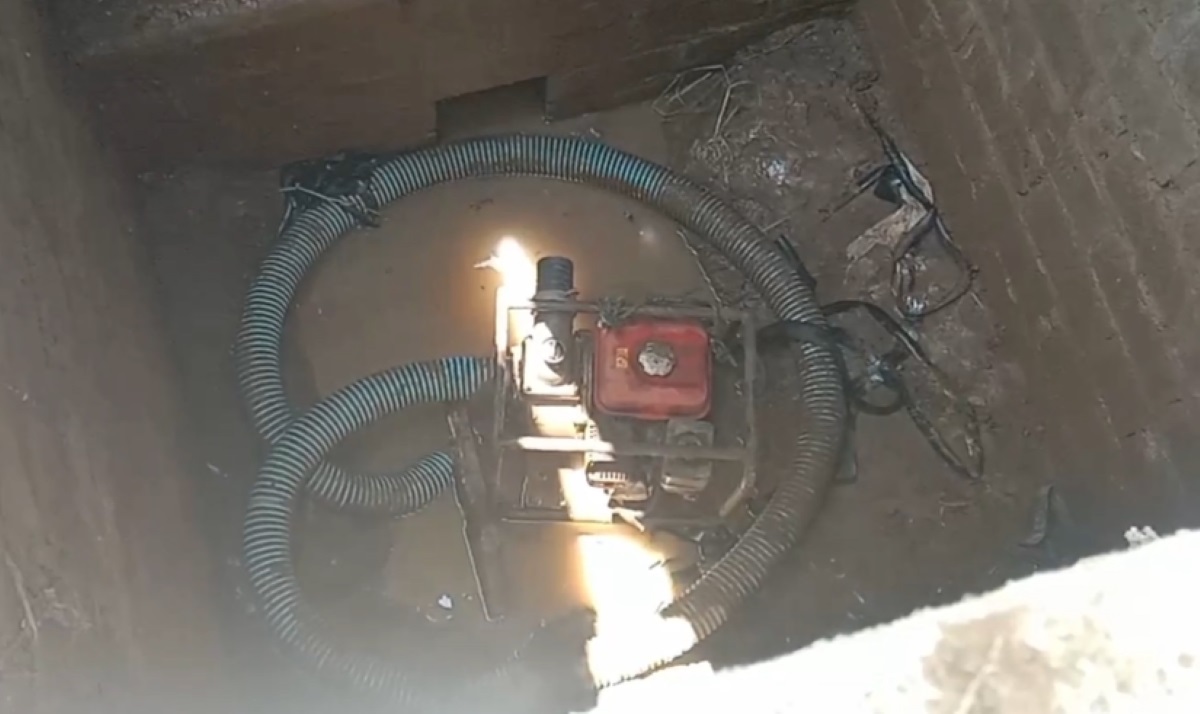 Sumur yang menjadi tempat keracunan dua warga Blitar.