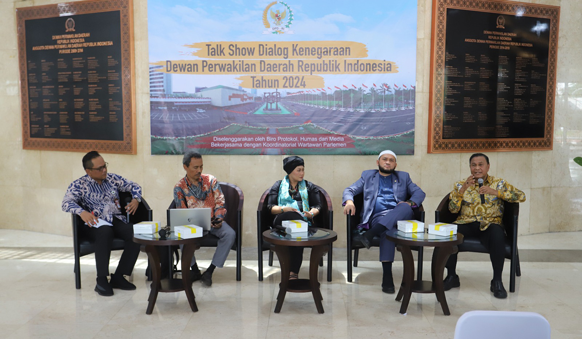 Dialog Kenegaraan DPD RI tentang harga beras yang digelar di Gedung DPD RI, Jakarta, Rabu (6/3).