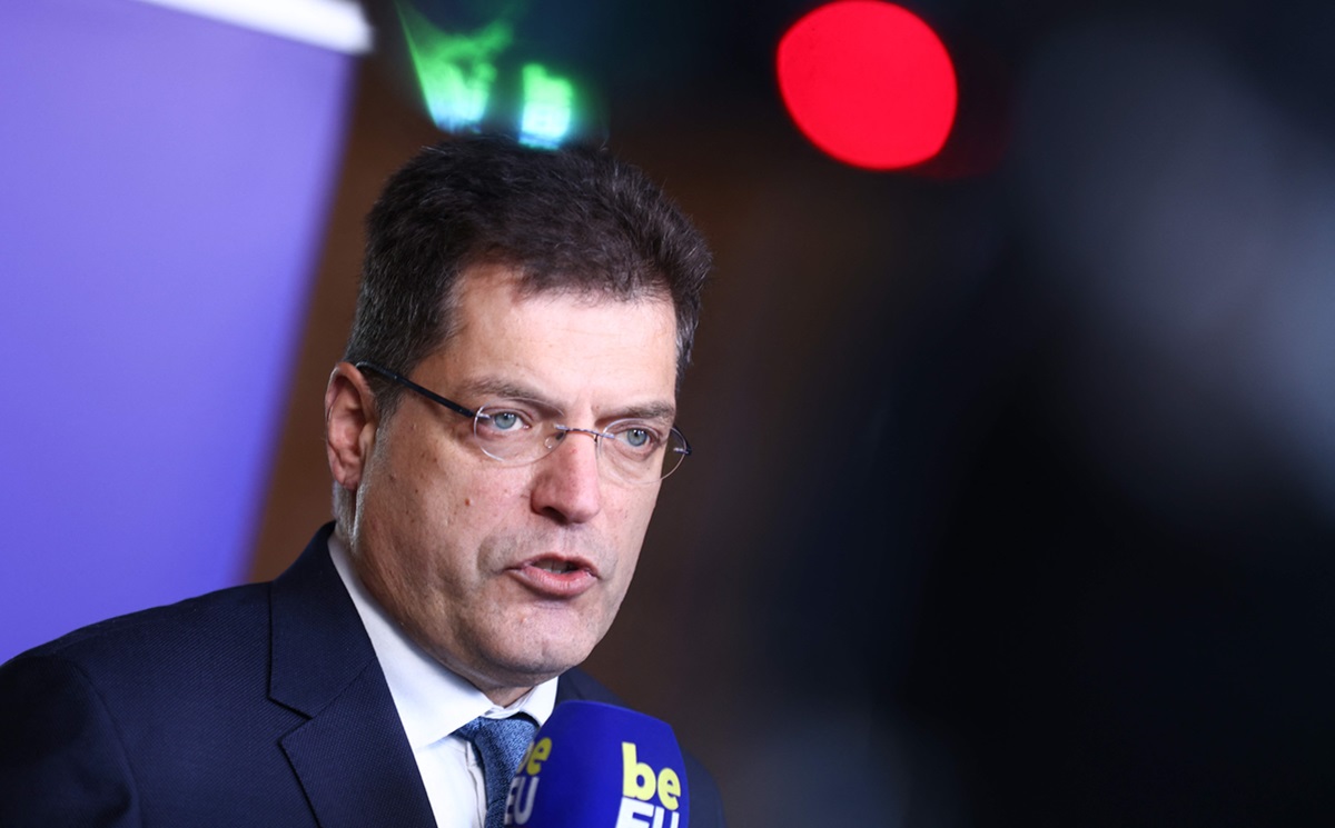 Komisioner Eropa untuk Manajemen Krisis, Janez Lenarcic, menyoroti meningkatnya pelanggaran hukum humaniter internasional.