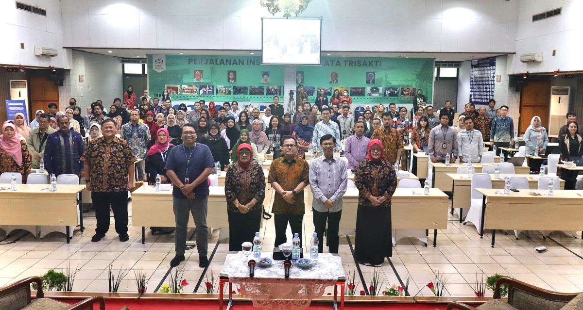 Institut Pariwisata Trisakti (IPT) menyelenggarakan kegiatan Sosialisasi Pendampingan Penyusunan Proposal Ormawa 2024.