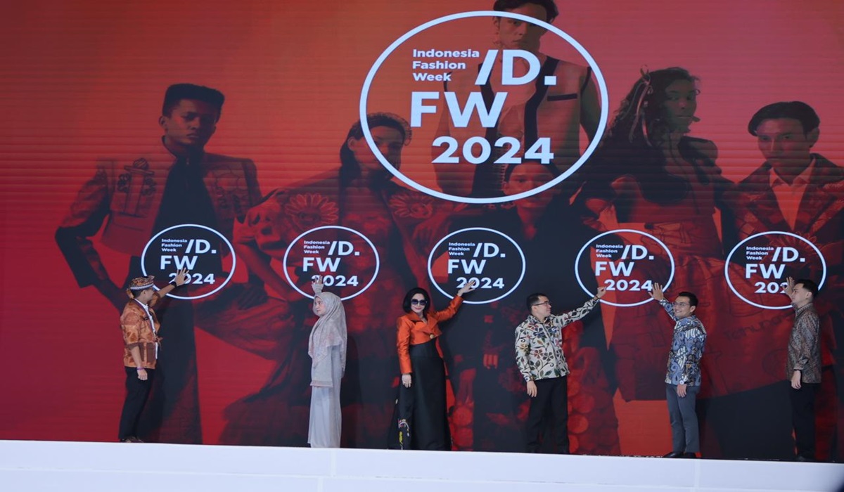 Pembukaan Indonesia Fashion Week