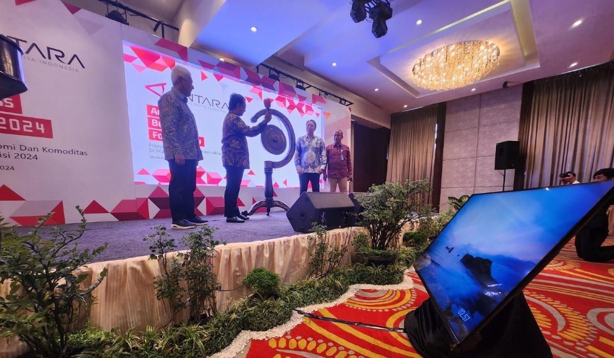 Perum LKBN Antara mempererat relasi dengan para mitra melalui pelaksanaan Business Forum 2024 yang digelar di Medan, Sumatra Utara.