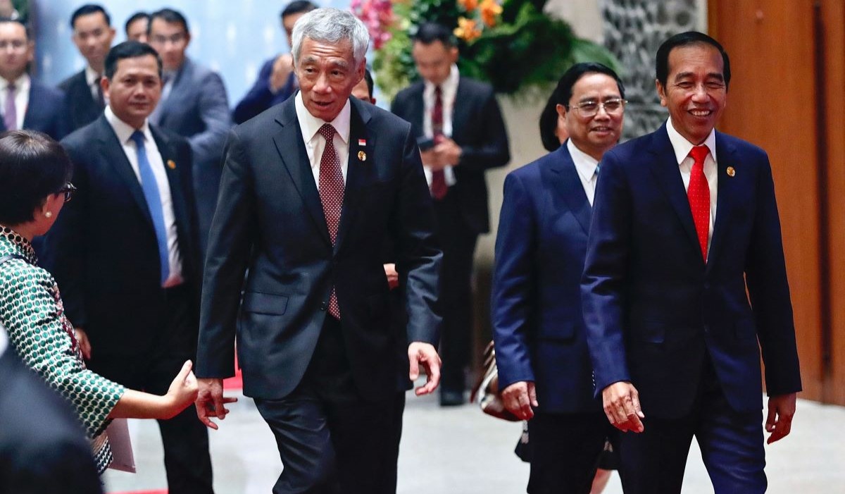Perdana Menteri Singapura Lee Hsien Loong dan Presiden Joko Widodo