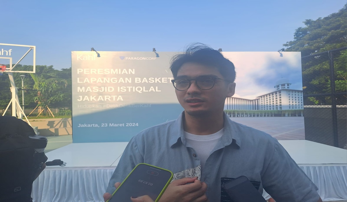 Ricky Harun memberi keterangan ke wartawan selepas acara peresmian Kahf, Sabtu (23/3) di Masjid Istiqlal, Jakarta Pusat.