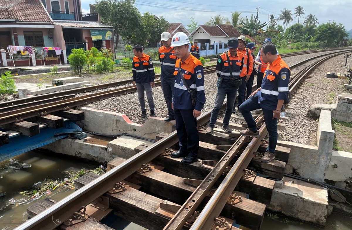 PT KAI (Persero) Daop 2 Bandung telah menetapkan masa angkutan lebaran tahun 2024 selama 22 hari, dimulai dari 31 Maret hingga 21 April 2024