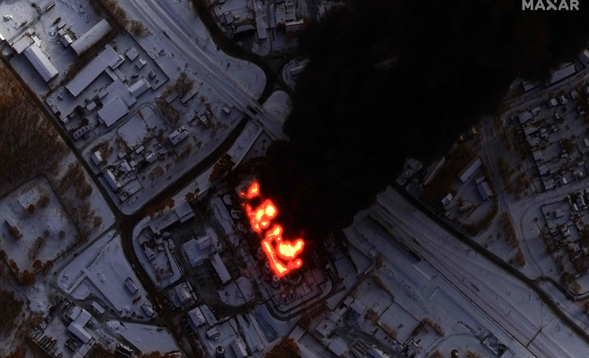 Ilustrasi - Sebuah pabrik pengolahan minyak di wilayah Samara, Rusia, mengalami kebakaran setelah diserang oleh drone pada Sabtu.