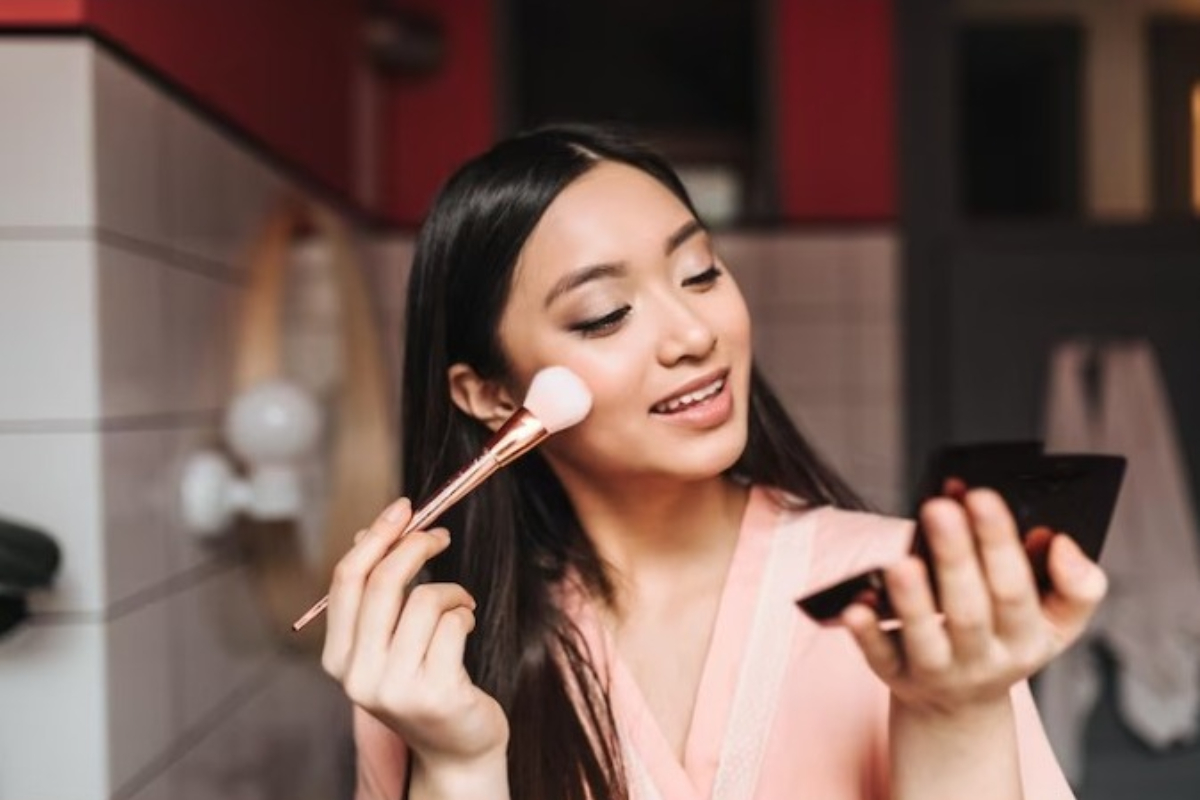 Ilustrasi, berikut cara untuk makeup lebaran, aplikasikan ini saat momen kamu kumpul bersama keluarga