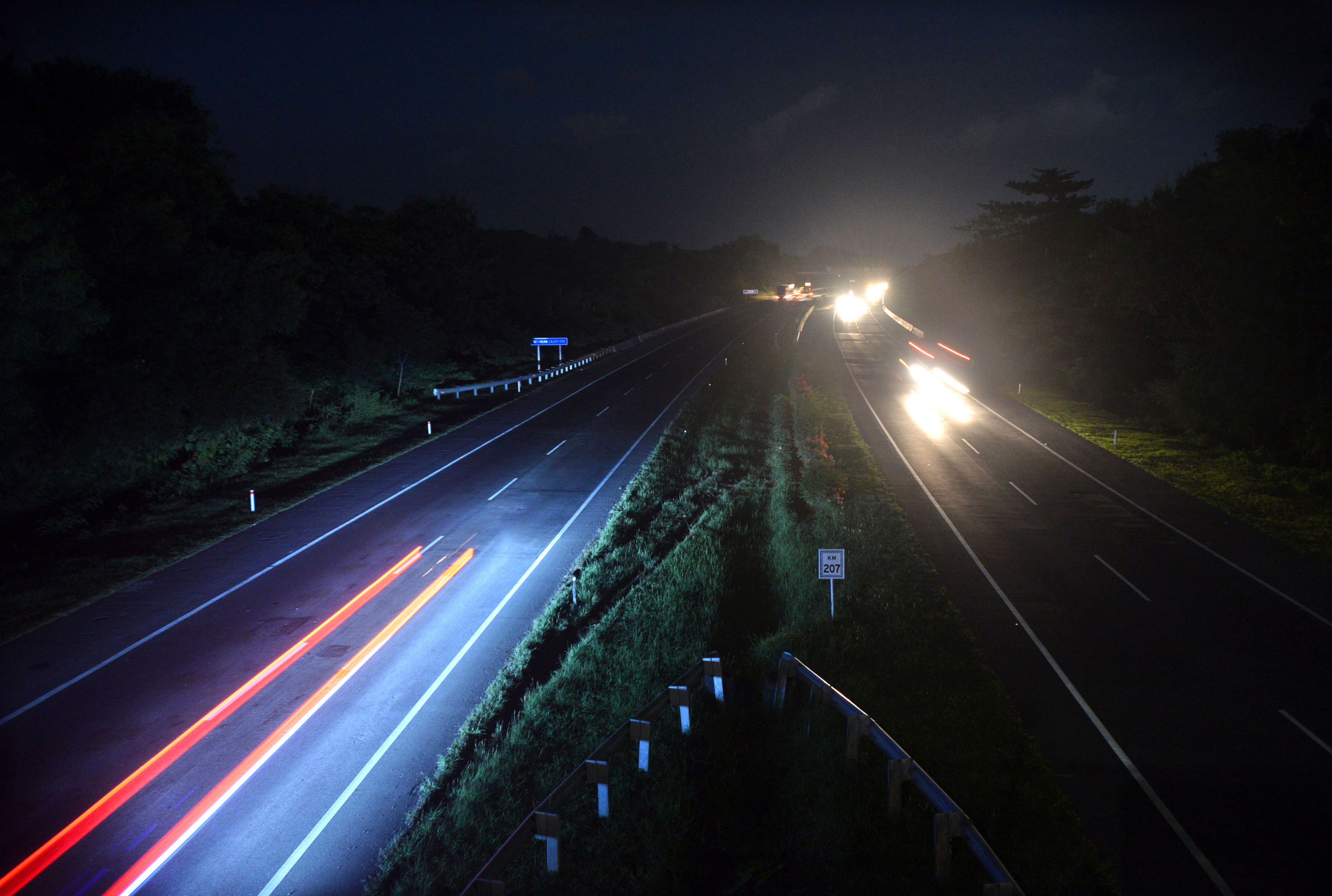 Penerangan jalan umum di Kabupaten Cirebon masih minim