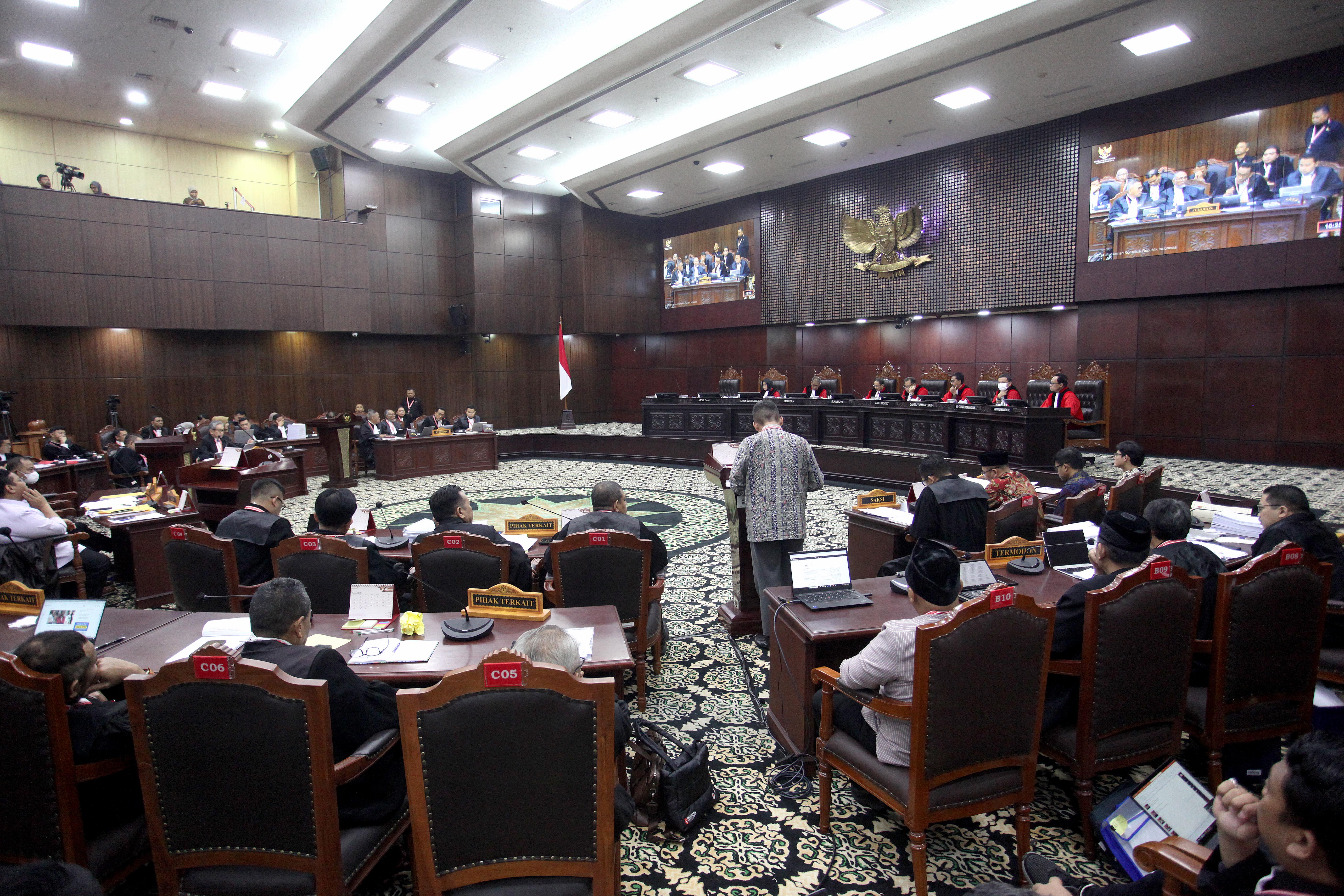 Suasana sidang PHPU Pilpres 2024 di MK