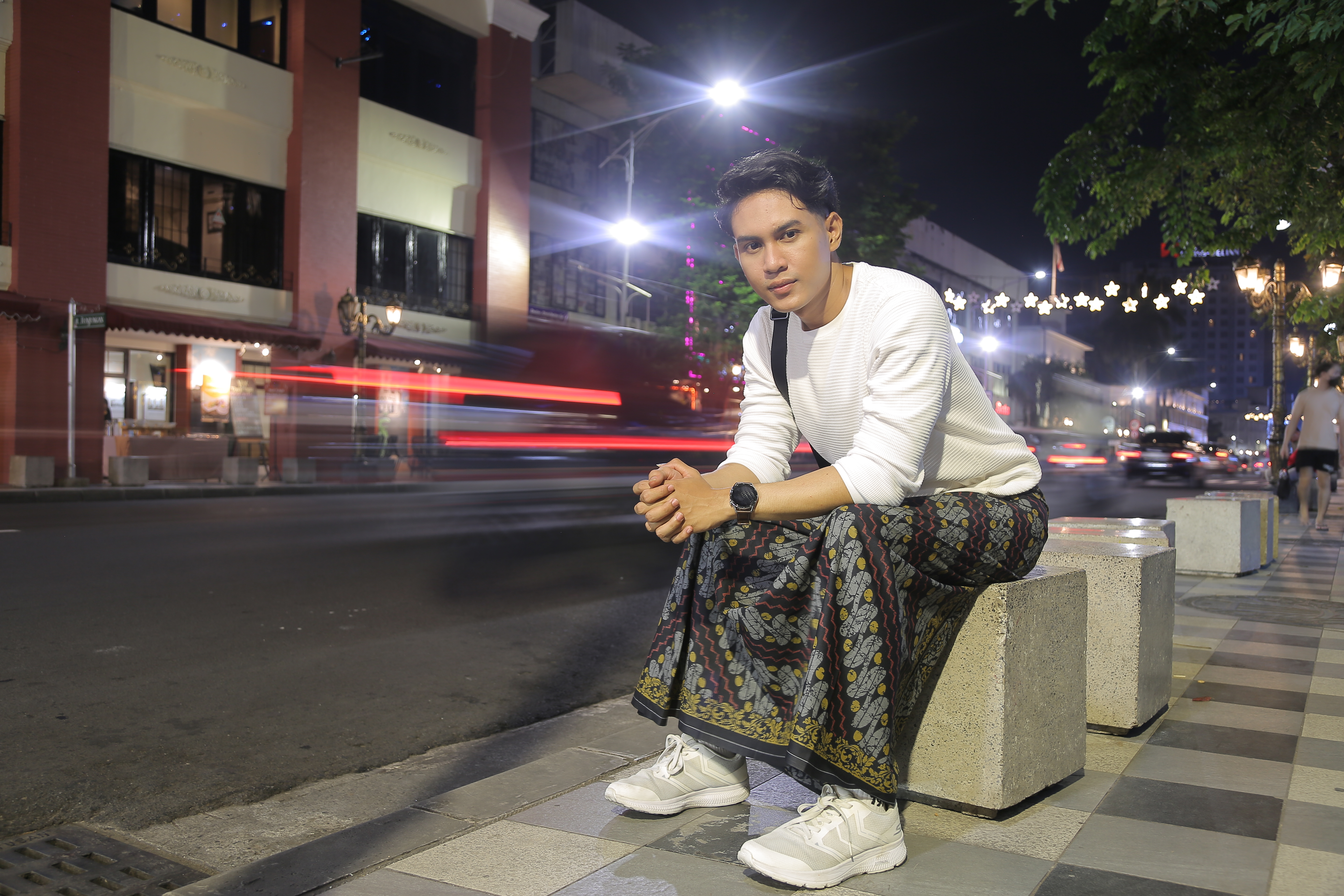 Salah satu sarung Gus Iqdam Series