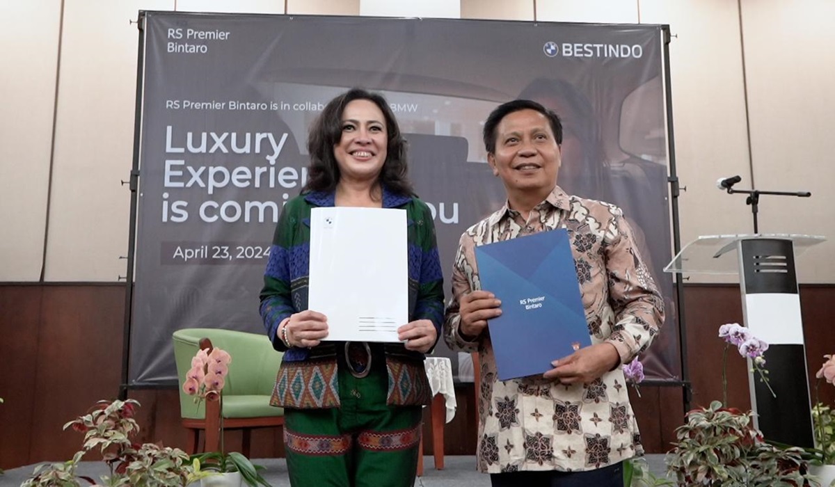 Penandatanganan kerja sama antara RS Premier Bintaro dengan BMW