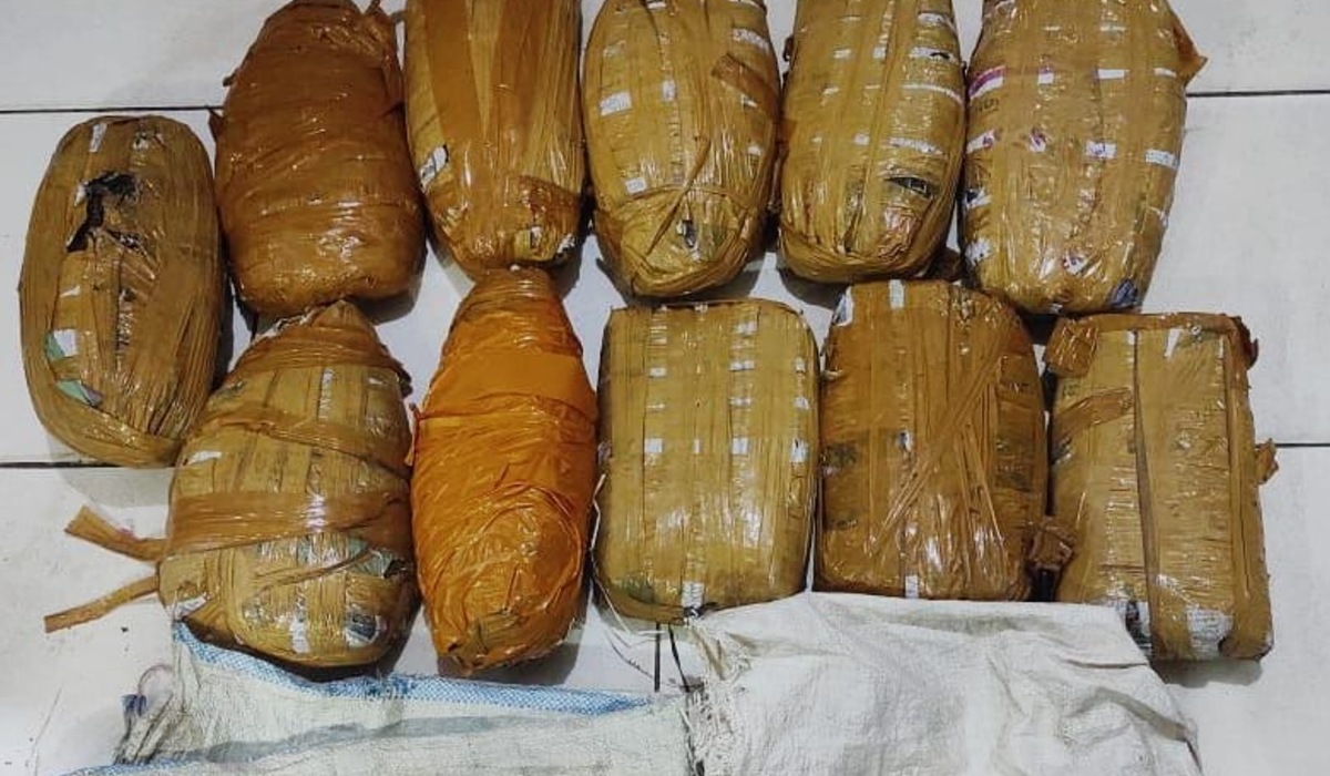 Barang bukti narkoba yang disita dari pengedar yang ditangkap di Lampung Tengah, Selasa, 2 April 2024.