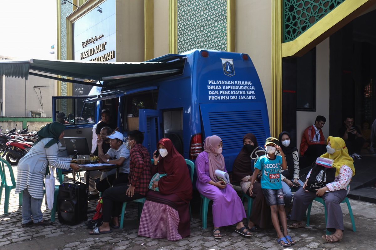 Disdukcapil DKI mulai menonaktifkan NIK. Bagi mereka yang terdampak bisa mengajukan keberatan. 