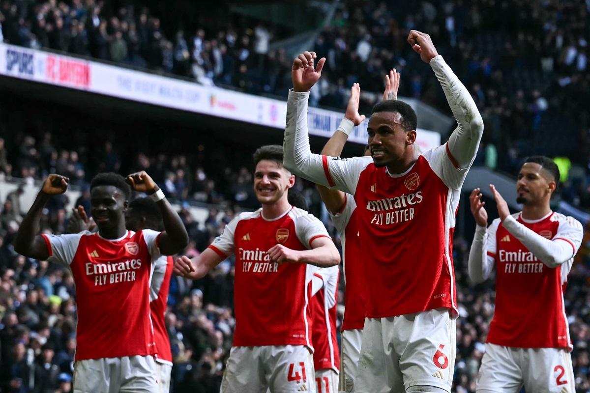Arsenal vs Tottenham, Arsenal Mengalahkan Tottenham 3-2 untuk Pertahankan Posisi Puncak