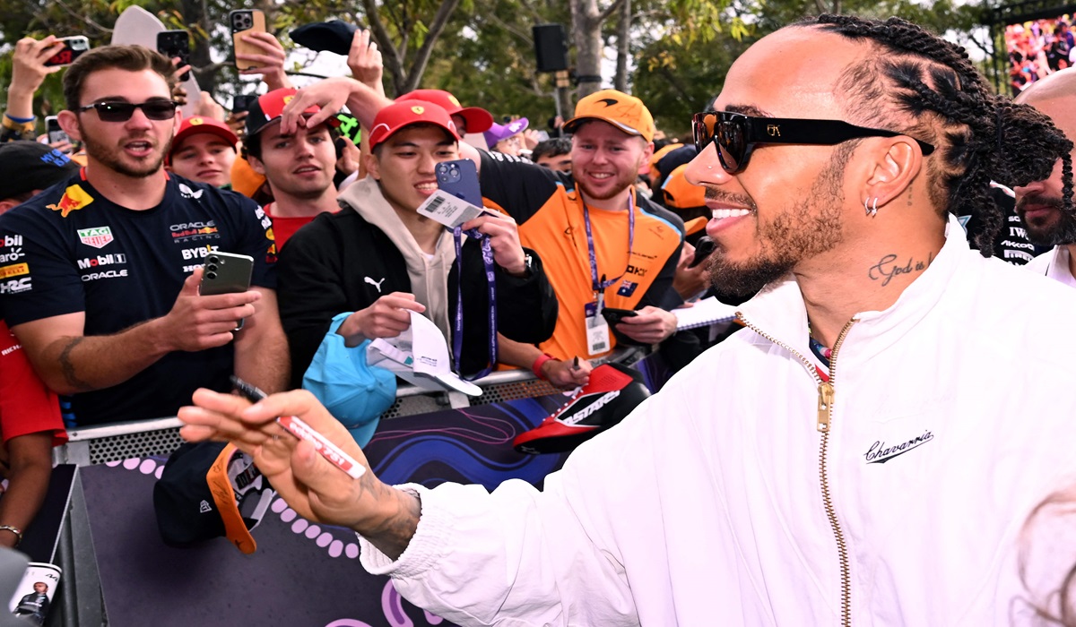 Pembalap Formula 1 Lewis Hamilton