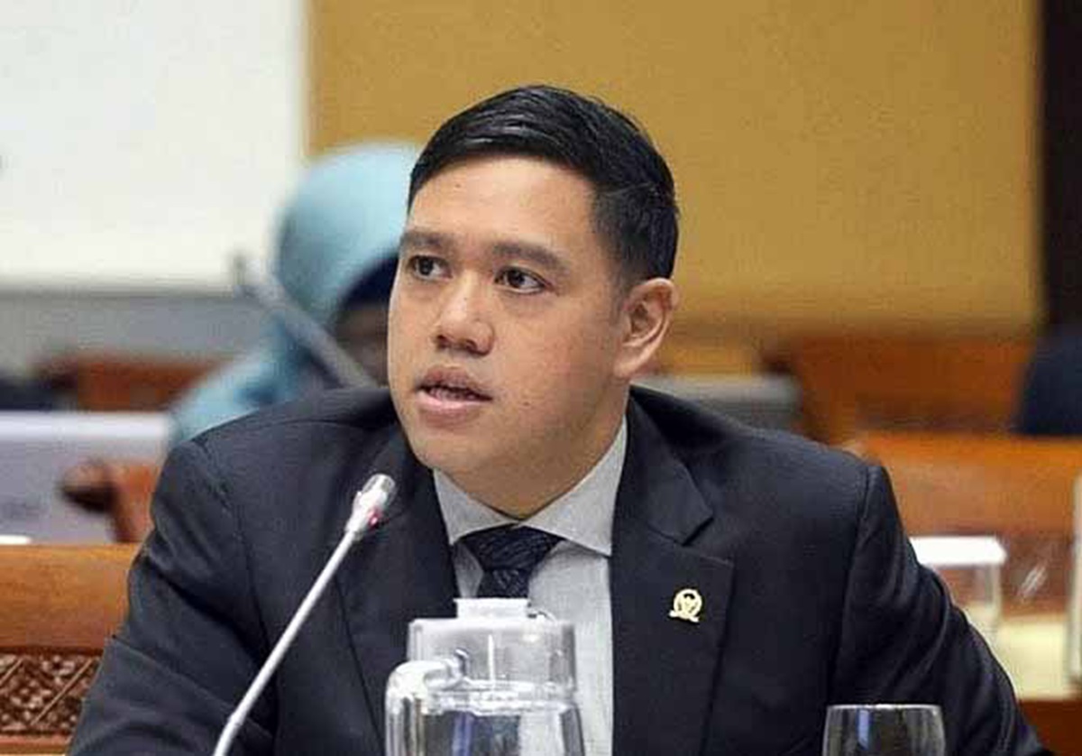 Anggota Komisi I DPR, Dave Laksono, menyuarakan perlunya strategi berbeda dalam menghadapi KKB yang kembali diidentifikasi sebagai OPM. 