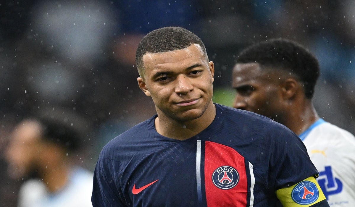Pelatih Paris Saint-Germain Tegaskan tidak Peduli dengan Tanggapan Kylian Mbappe Saat Ditarik Keluar