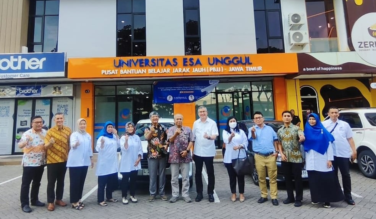 Evaluasi lapangan pembukaan program studi PJJ S1 Teknik Informatika Universitas Esa Unggul di Learning Center UPBJJ Kota Surabaya 