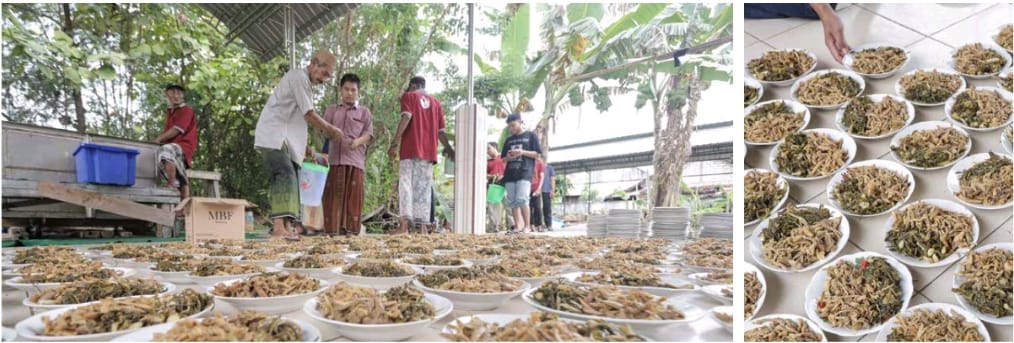 Warga menyiapkan kolak ayam saat digelar tradisi kolak ayam Sanggring di Masjid Jami, Desa Gumeno, Manyar, Gresik, Jawa Timur, bebarapa wakt