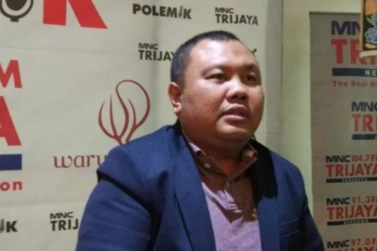 Pendiri Lembaga Survei Kelompok Diskusi dan Kajian Opini Publik Indonesia (KedaiKOPI) Hendri Satrio. 