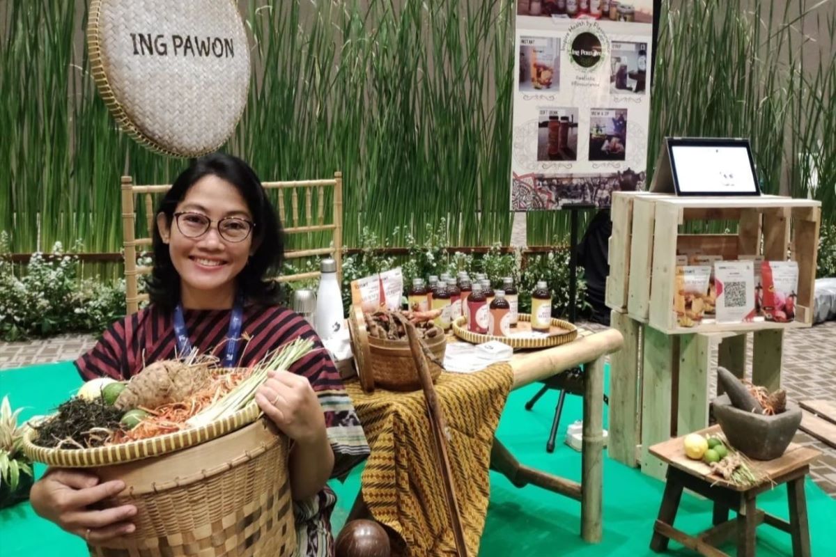 Niken, pelaku UMKM di bidang jamu