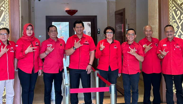 Caleg PDIP datangi kantor DPP PDIP