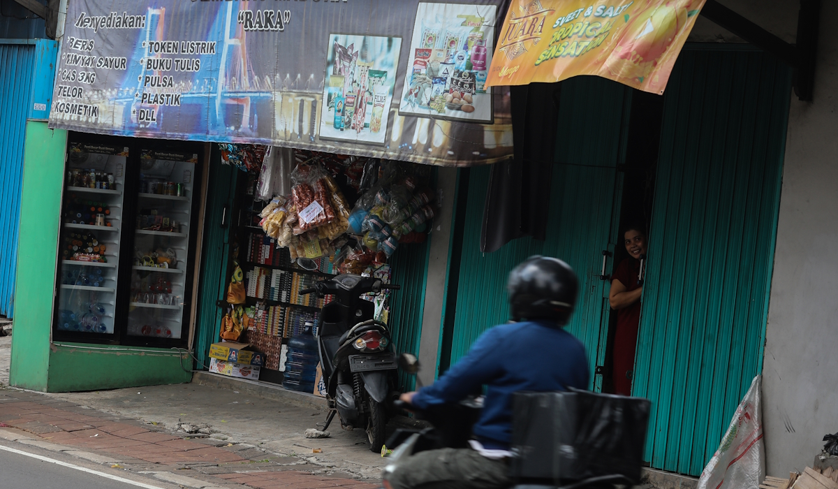 Ilustrasi: Warung Madura di kawasan Kebon Jeruk, Jakarta Barat 
