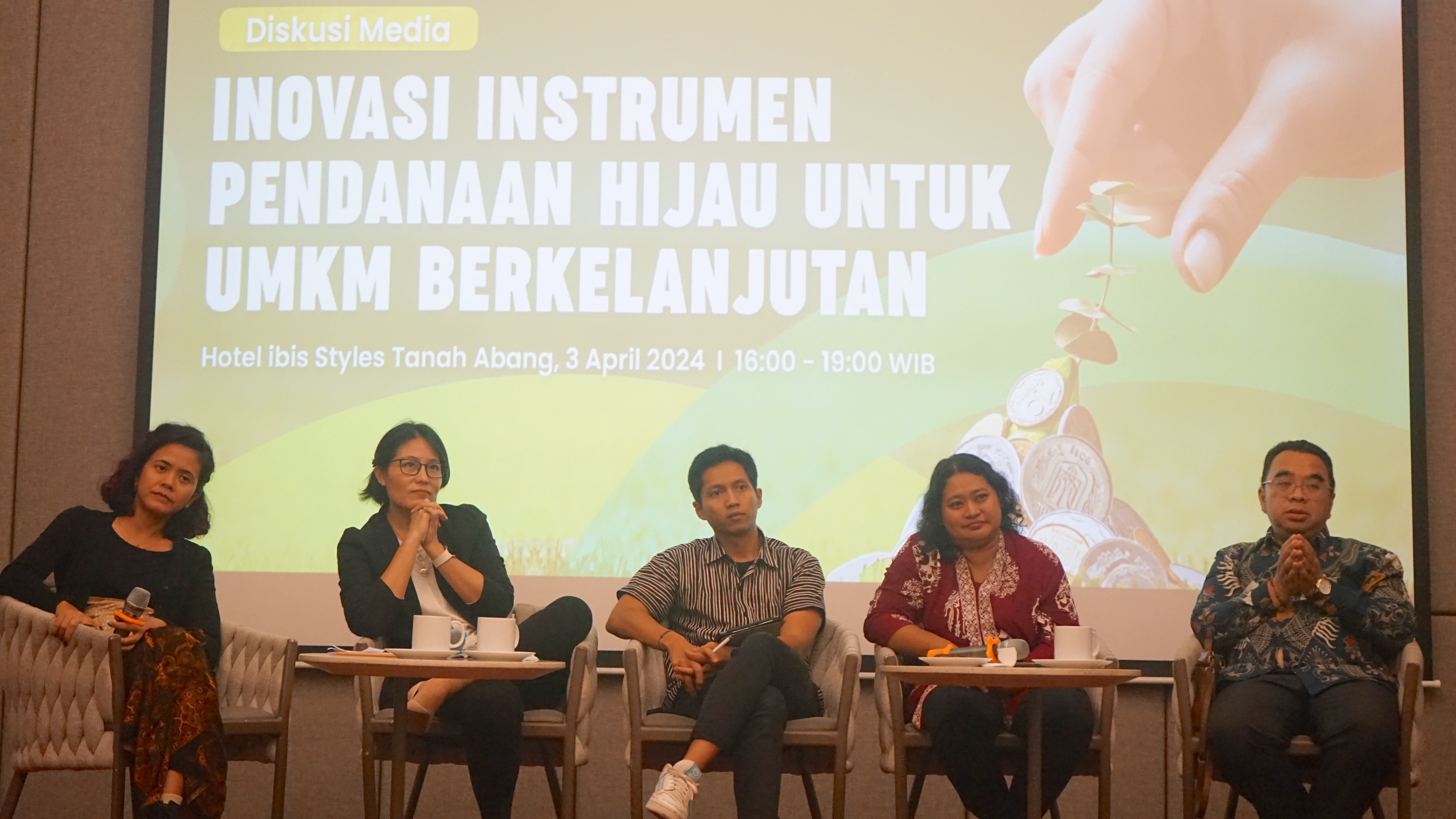 Diskusi media bertajuk “Inovasi Instrumen Pendanaan Hijau untuk UMKM Berkelanjutan” di Jakarta.