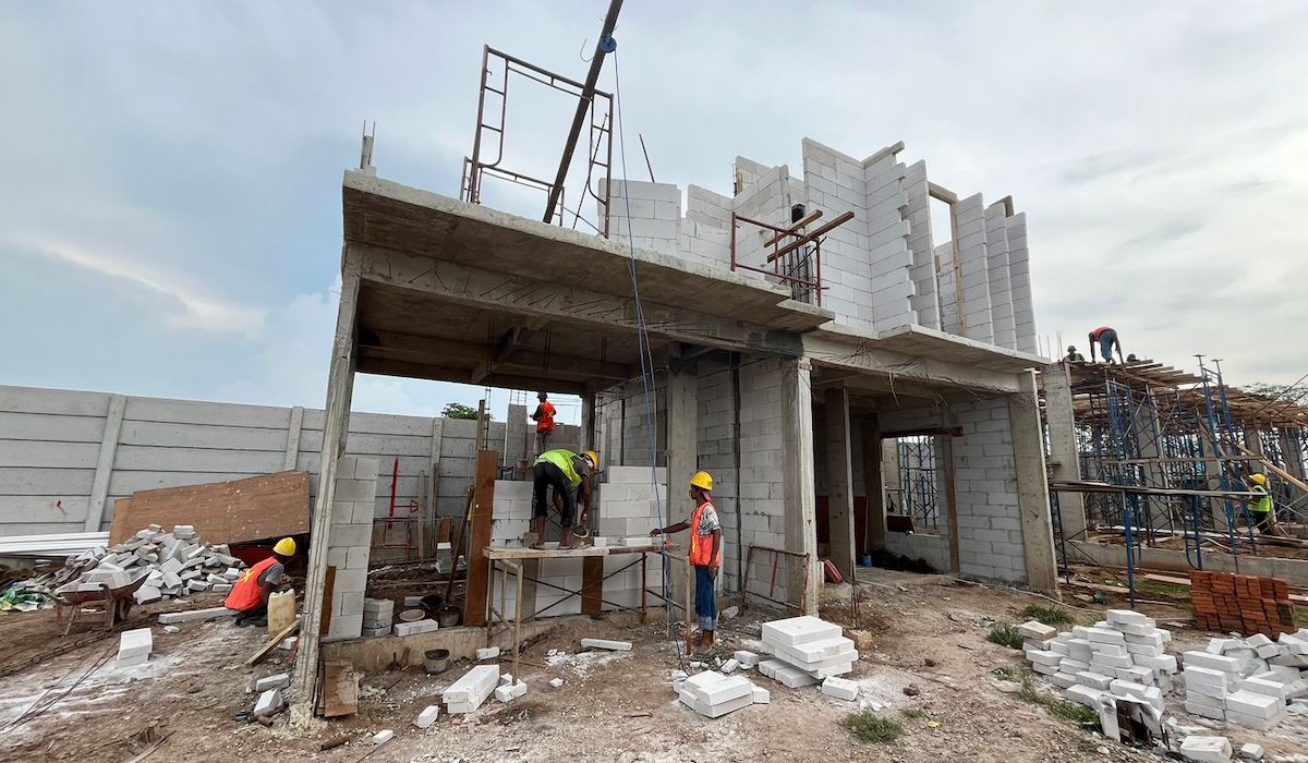 Progres pembangunan salah satu hunian di Karawang