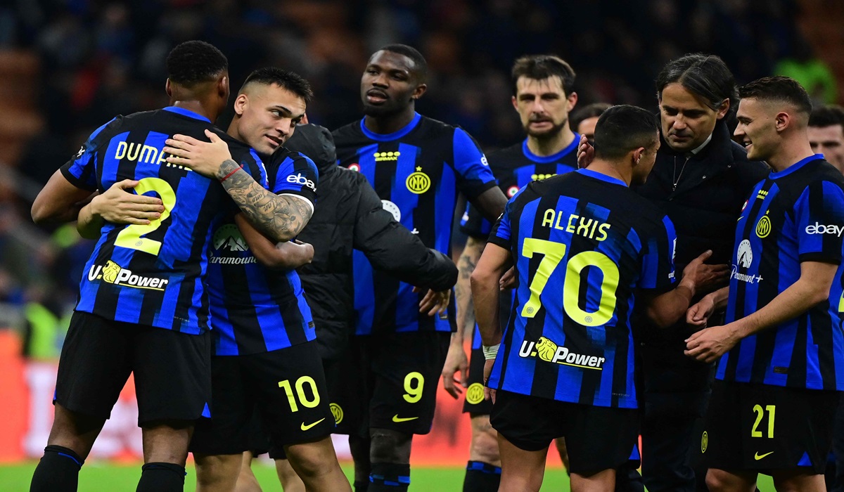 Para pemain Inter Milan melakukan selebrasi usai mengalahkan Empoli di laga Serie A.