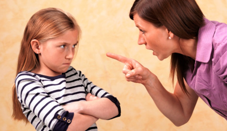 ilustrasi orangtua marah