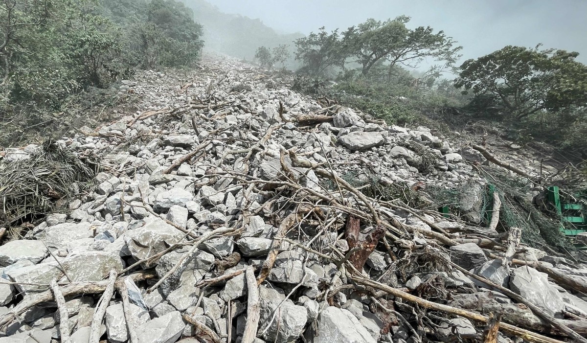 Akibat gempa Taiwan 