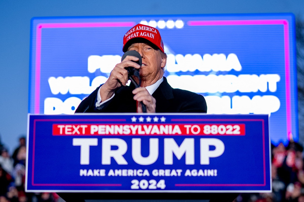 Donald Trump akan menjalankan sidang tuntutan memalsukan catatan bisnis terkait dana diam ke Stormy Daniels pada kampanye pemilihan presiden