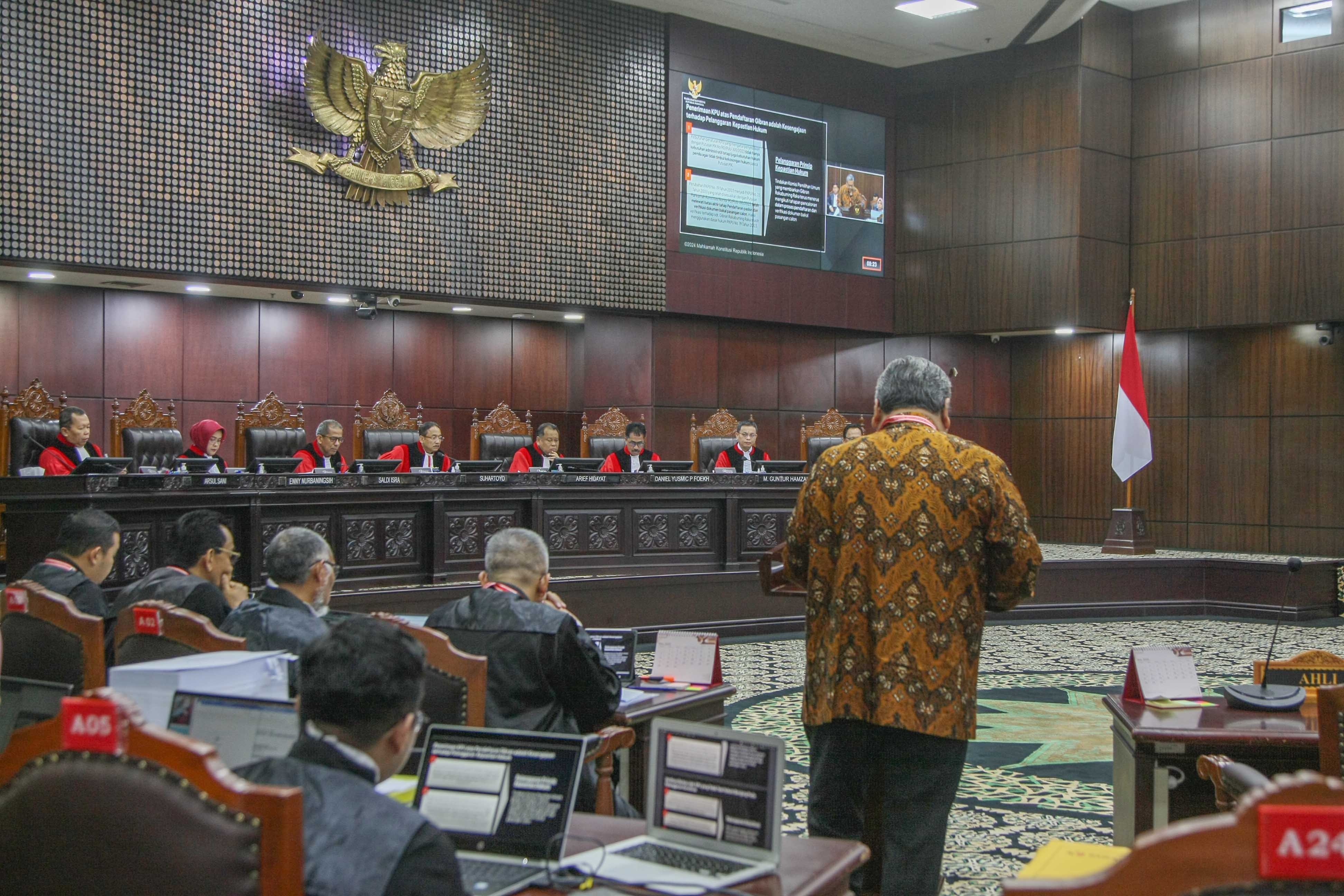 Suasana sidang PHPU Pilpres di MK