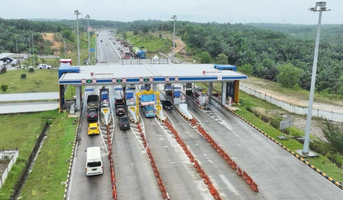 Ilustrasi jalan tol yang dilalui pemudik.